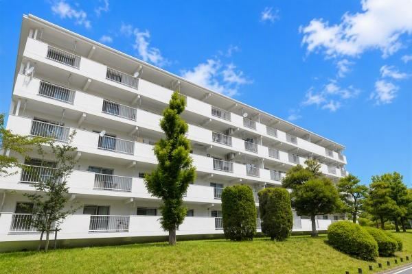 2LDK apartment in Meito Ward, Nagoya, Aichi - Photo 1