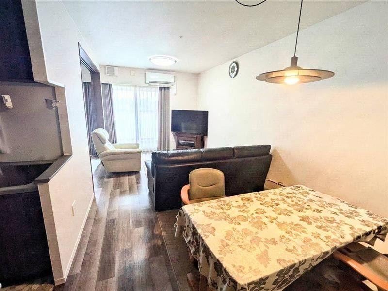 2LDK apartment in Kita Ward, Osaka - Photo 1