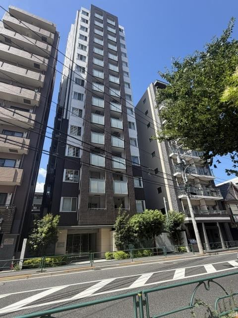 2LDK apartment in Nerima Ward, Tokyo - Photo 1