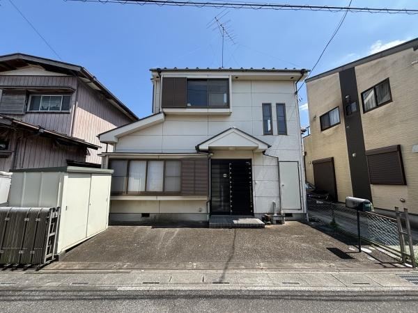 3LDK house in Kasukabe, Saitama - Photo 1