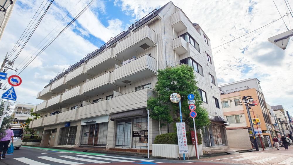 2LDK apartment in Suginami Ward, Tokyo - Photo 1