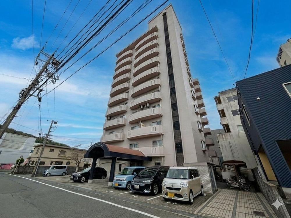 3LDK apartment in Yamaguchi, Yamaguchi - Photo 1