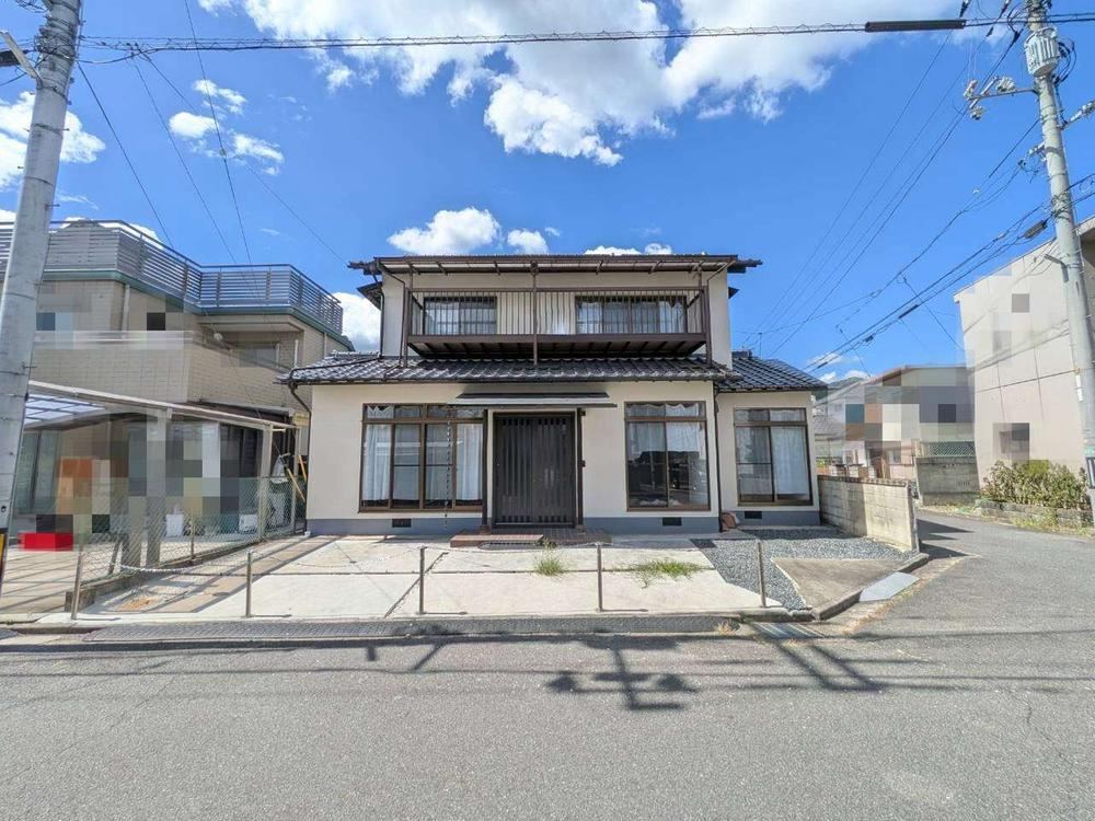 5LDK house in Higashi Ward, Okayama - Photo 1