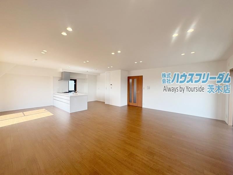 3LDK apartment in Ibaraki, Osaka - Photo 1