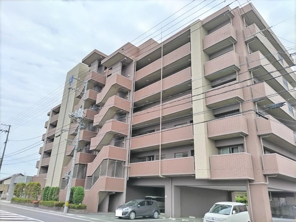 3LDK apartment in Higashi Ward, Okayama - Photo 1