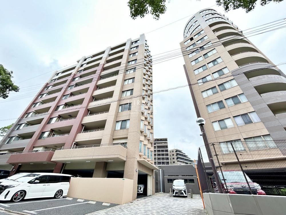 3LDK apartment in Yahatanishi Ward, Kitakyushu, Fukuoka - Photo 1