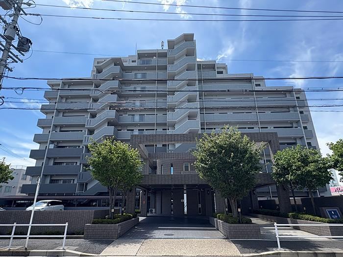 3LDK apartment in Kita Ward, Nagoya, Aichi - Photo 1