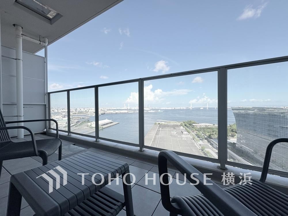 2LDK apartment in Nishi Ward, Yokohama, Kanagawa - Photo 1