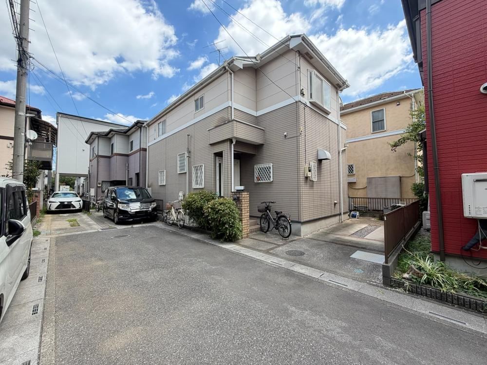 4LDK house in Minami Ward, Saitama - Photo 1