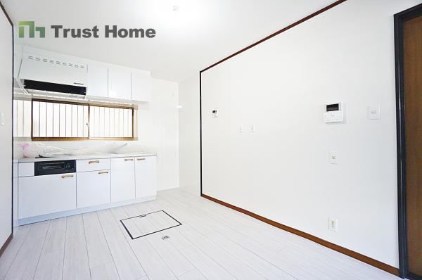 3DK house in Tarumi Ward, Kobe, Hyogo - Photo 1