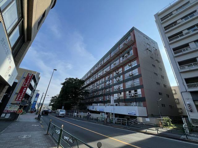 2LDK apartment in Koganei, Tokyo - Photo 1