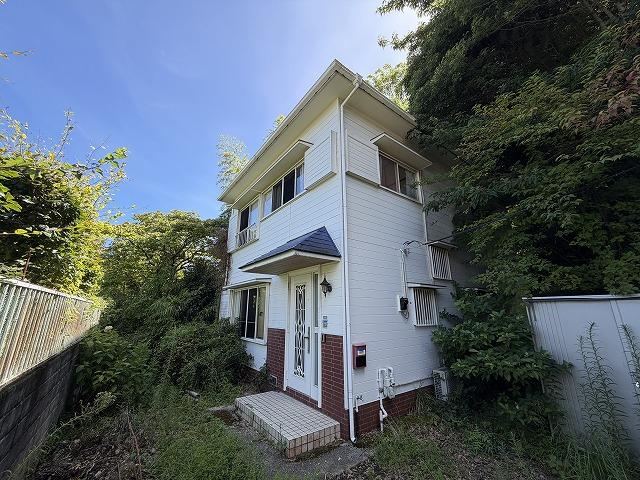 4LDK house in Atami, Shizuoka - Photo 1