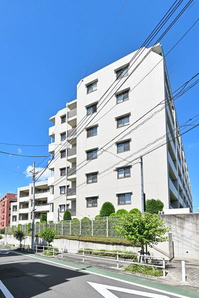 3LDK apartment in Itabashi Ward, Tokyo - Photo 1