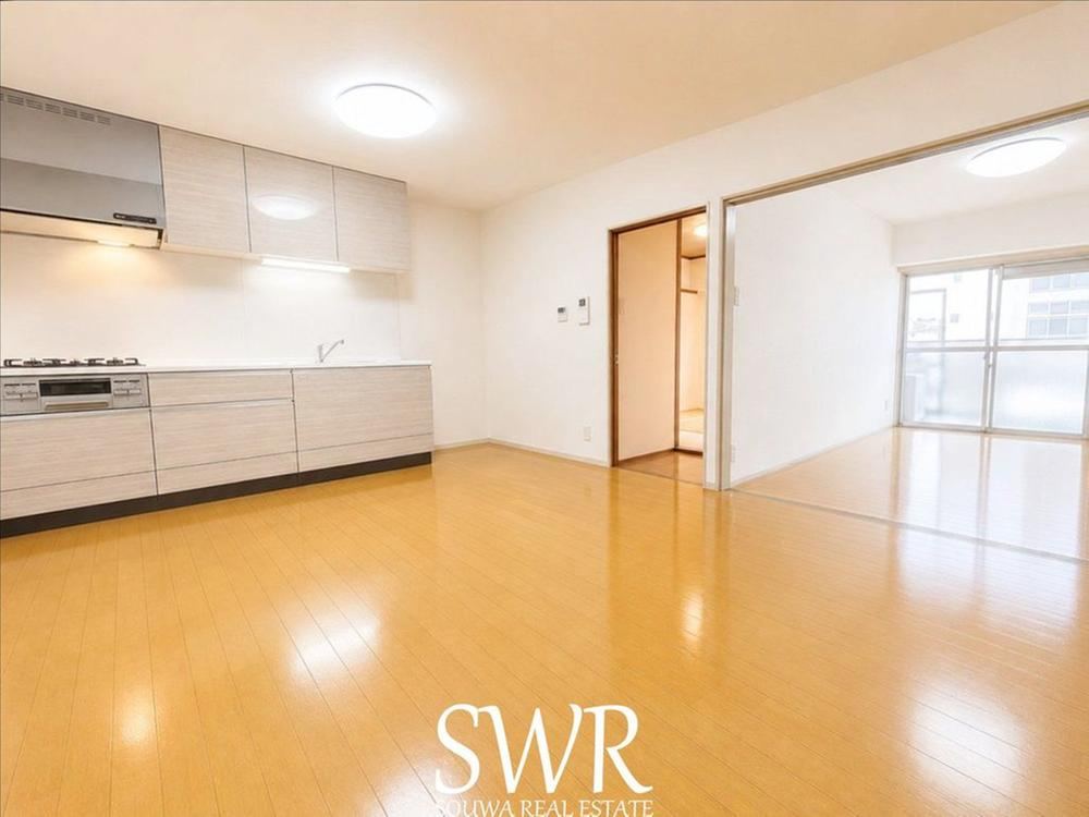 3LDK apartment in Naka Ward, Nagoya, Aichi - Photo 1