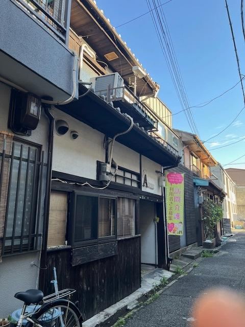 1DK house in Nishinari Ward, Osaka - Photo 1