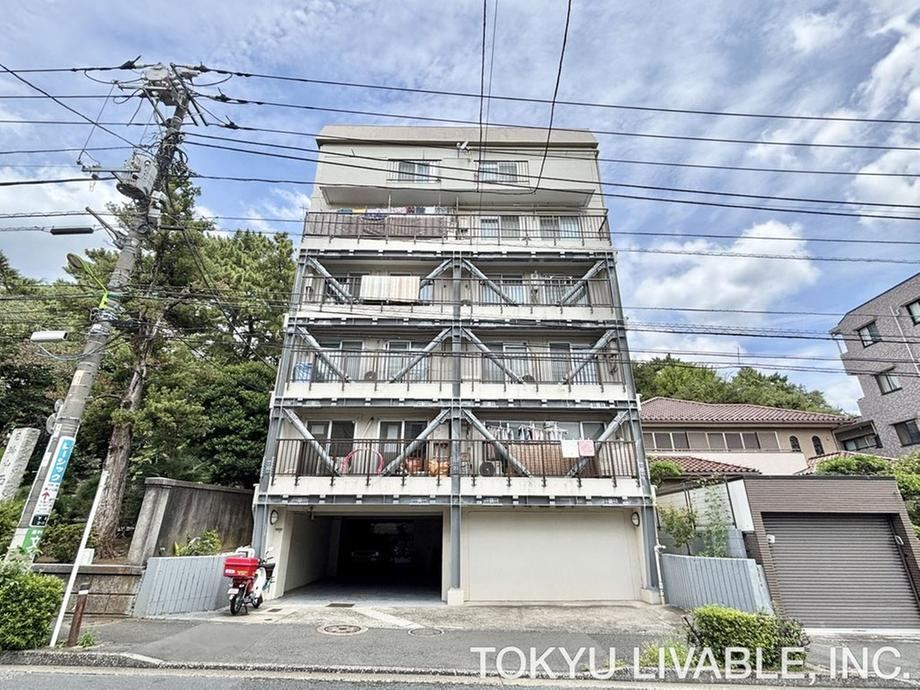 2LDK apartment in Setagaya Ward, Tokyo - Photo 1