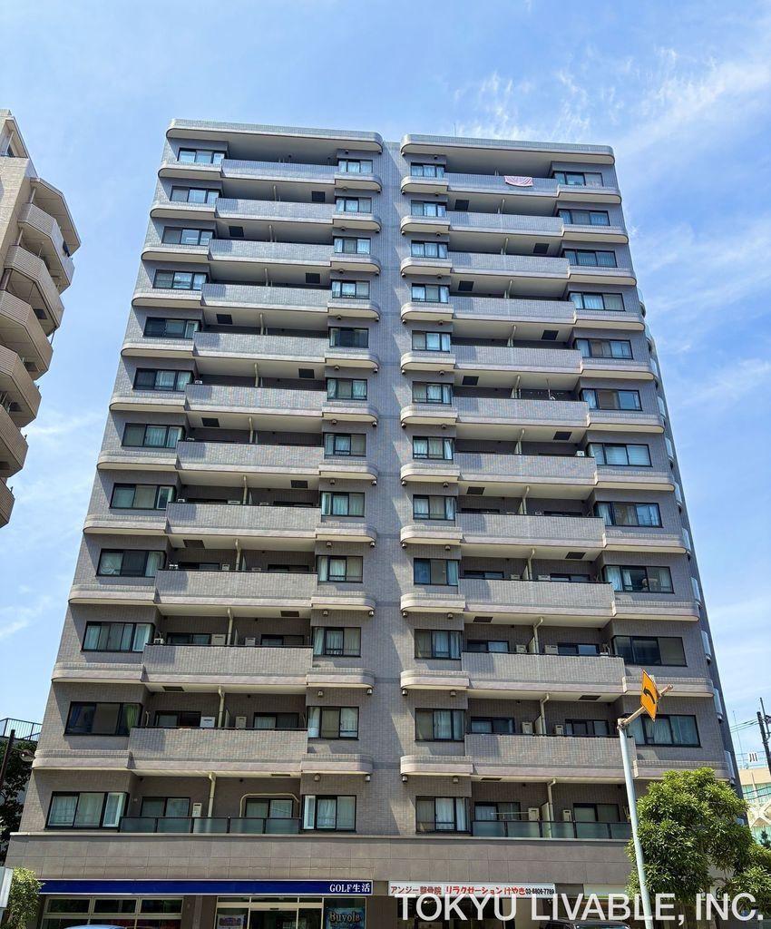 2LDK+S apartment in Arakawa Ward, Tokyo - Photo 1