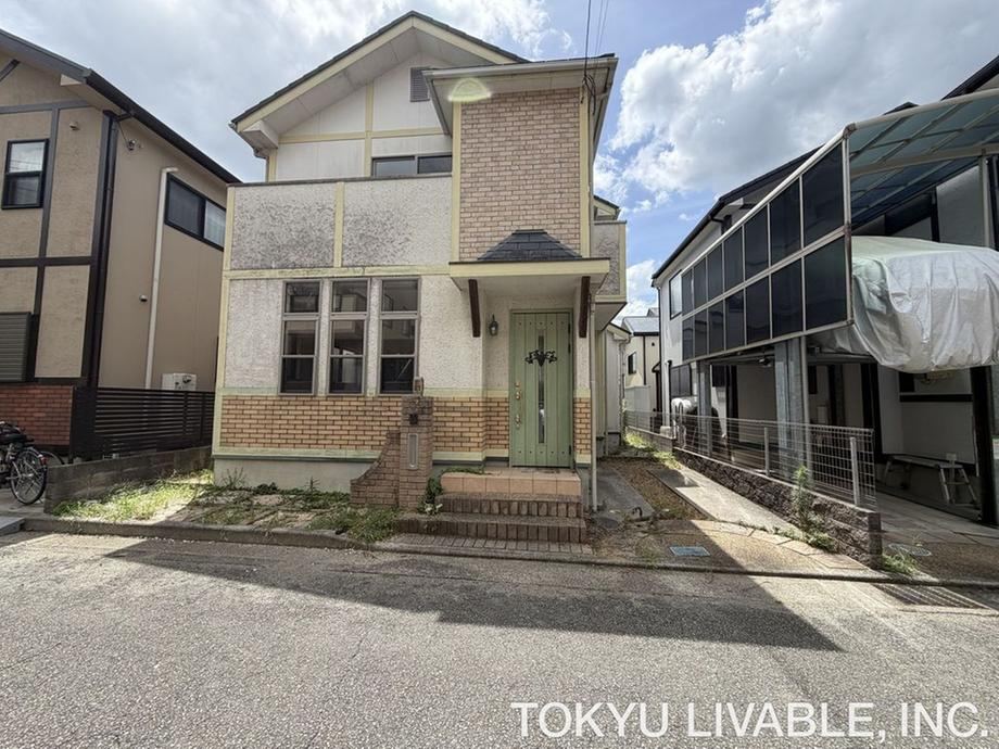 4LDK house in Kawanishi, Hyogo - Photo 1
