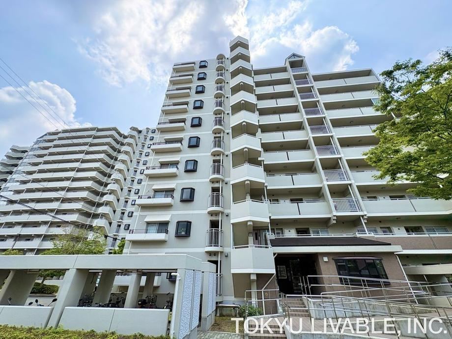 3LDK apartment in Nishi Ward, Kobe, Hyogo - Photo 1
