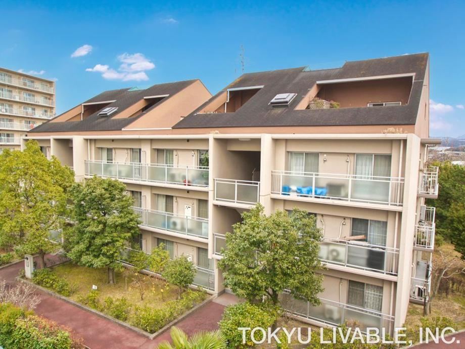 3LDK apartment in Kita Ward, Kobe, Hyogo - Photo 1