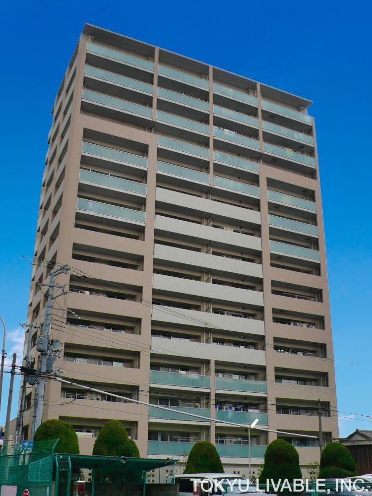 4LDK apartment in Sakai Ward, Sakai, Osaka - Photo 1