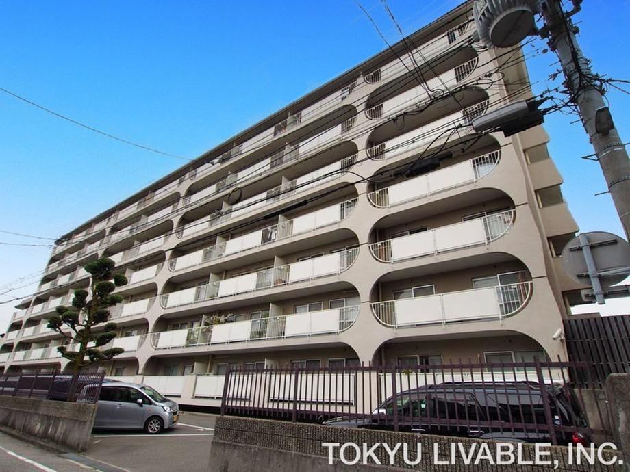 3LDK apartment in Nishinomiya, Hyogo - Photo 1