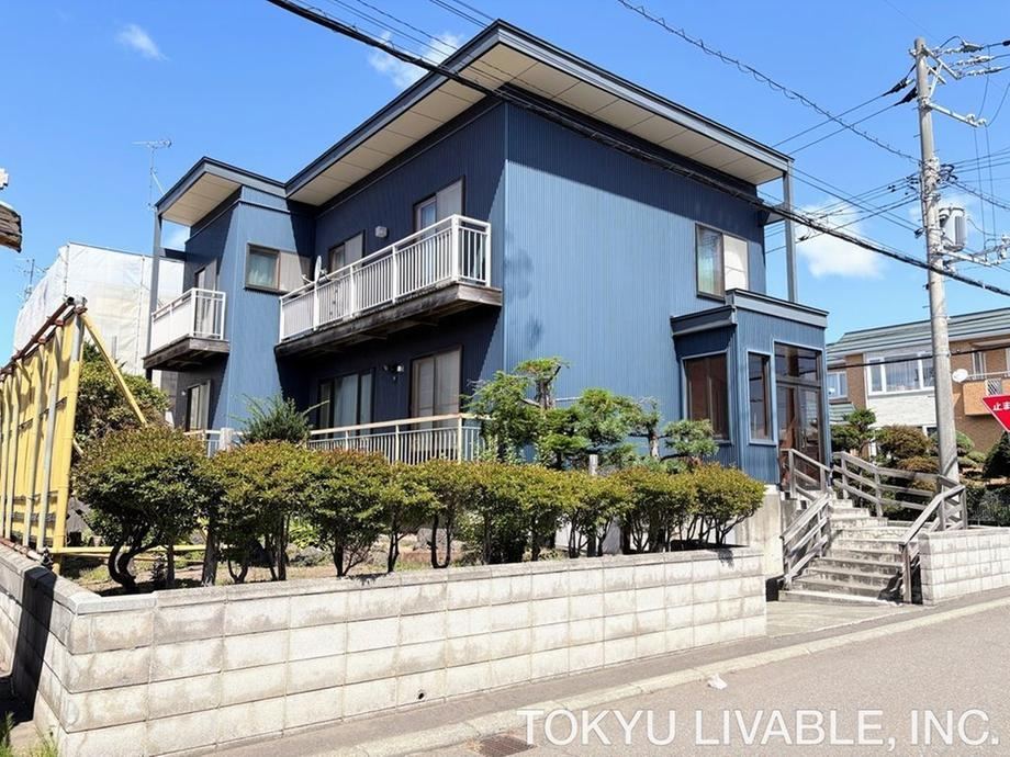 4LDK house in Higashi Ward, Sapporo, Hokkaido - Photo 1