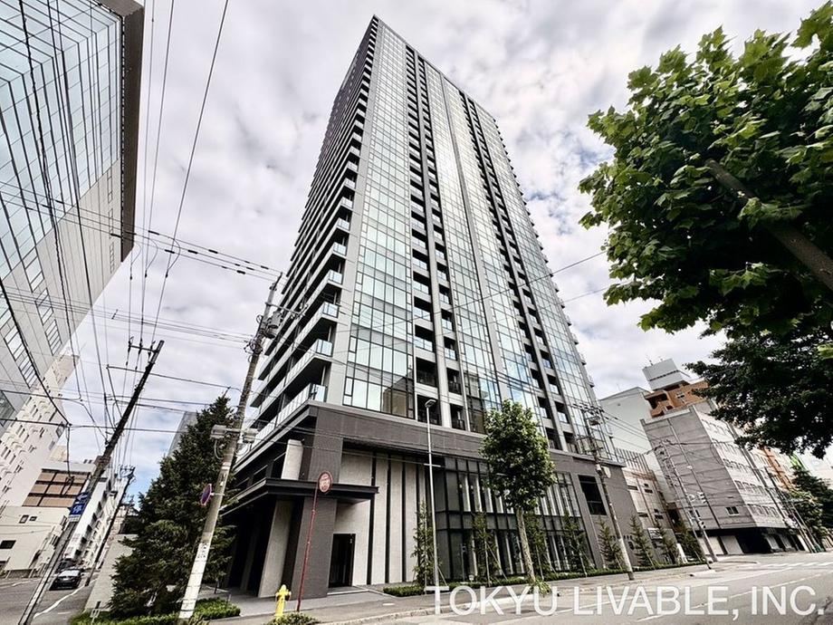 2LDK apartment in Chuo Ward, Sapporo, Hokkaido - Photo 1
