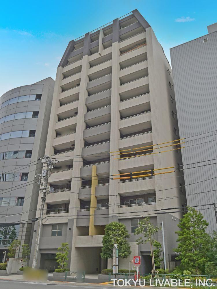 2LDK+S apartment in Minato Ward, Tokyo - Photo 1