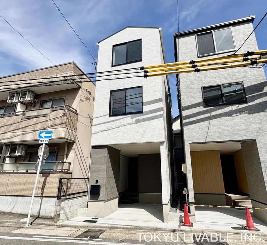 2LDK house in Showa Ward, Nagoya, Aichi - Photo 1
