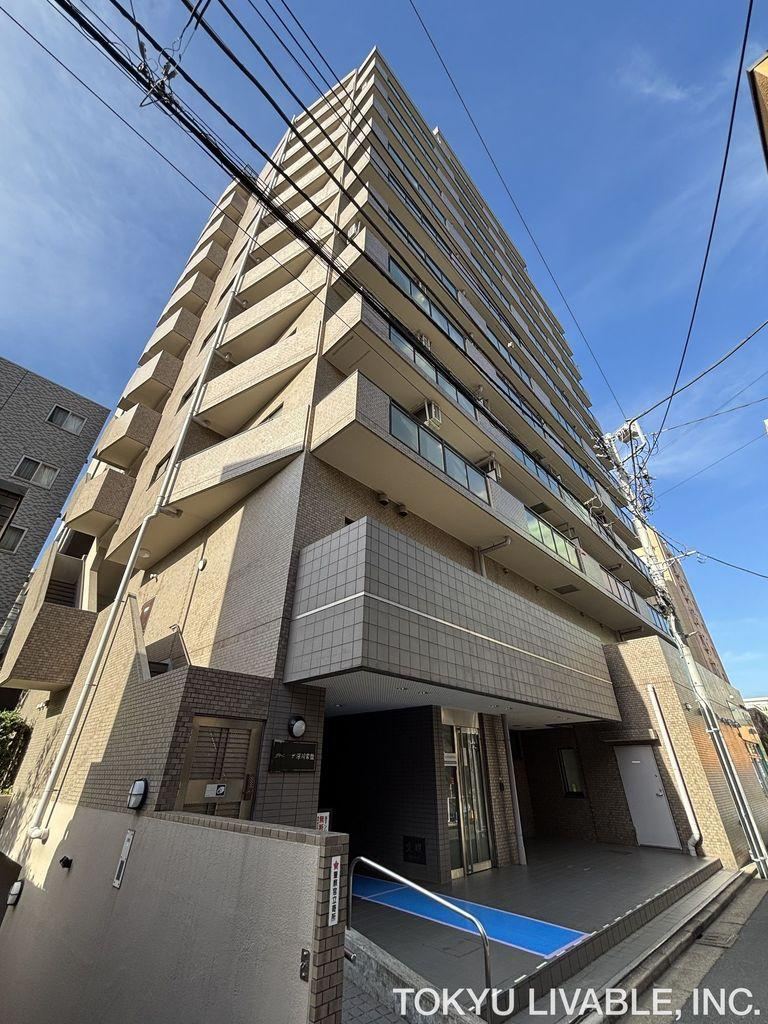 3DK apartment in Koto Ward, Tokyo - Photo 1