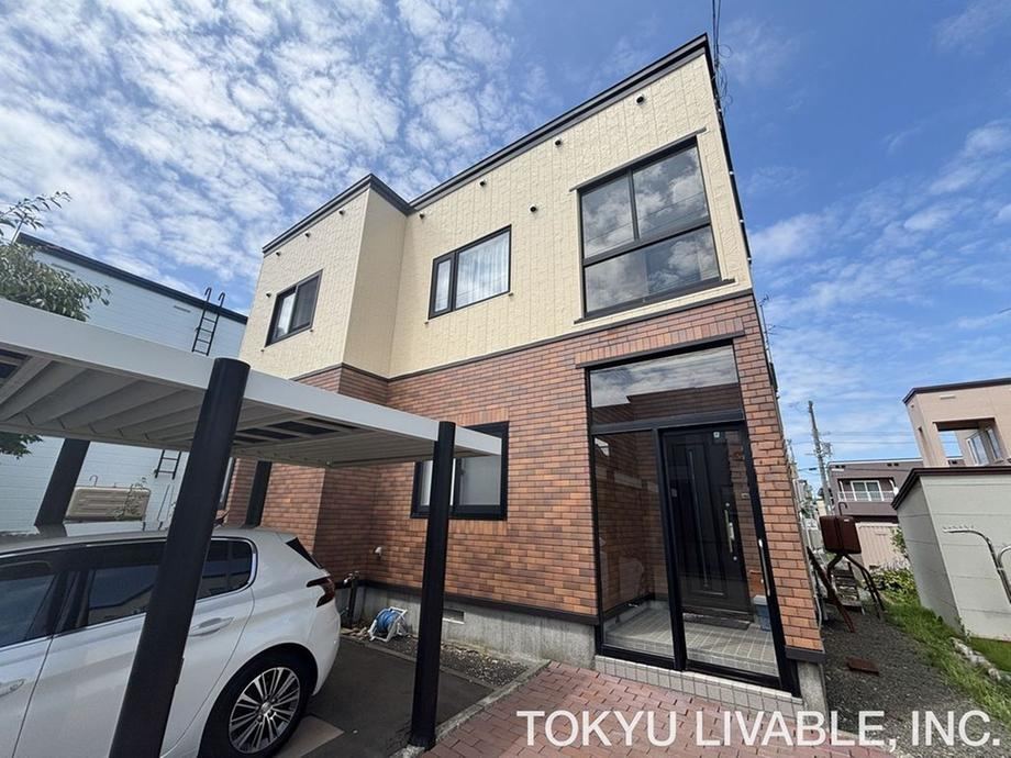 4LDK house in Ebetsu, Hokkaido - Photo 1