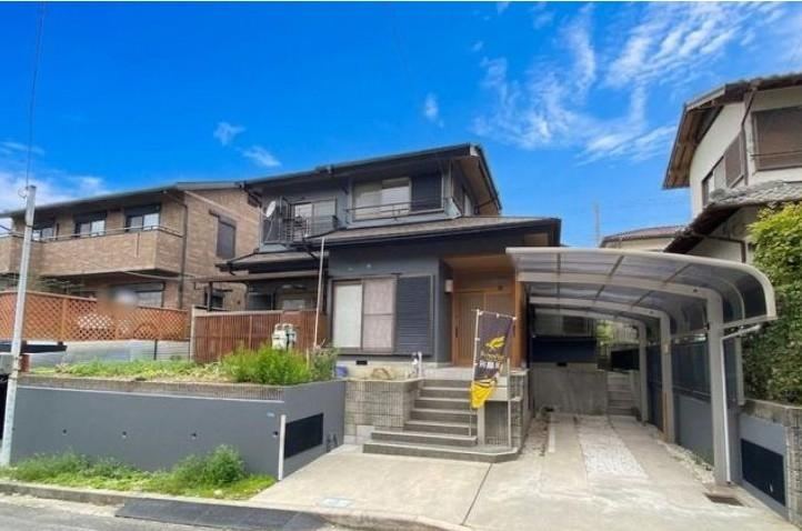4LDK house in Mihara Ward, Sakai, Osaka - Photo 1