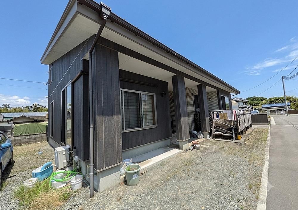 6LDK house in Ishinomaki, Miyagi - Photo 1