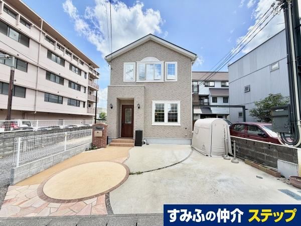3LDK+2S house in Kusatsu, Shiga - Photo 1