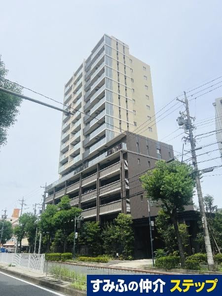 4LDK apartment in Tempaku Ward, Nagoya, Aichi - Photo 1