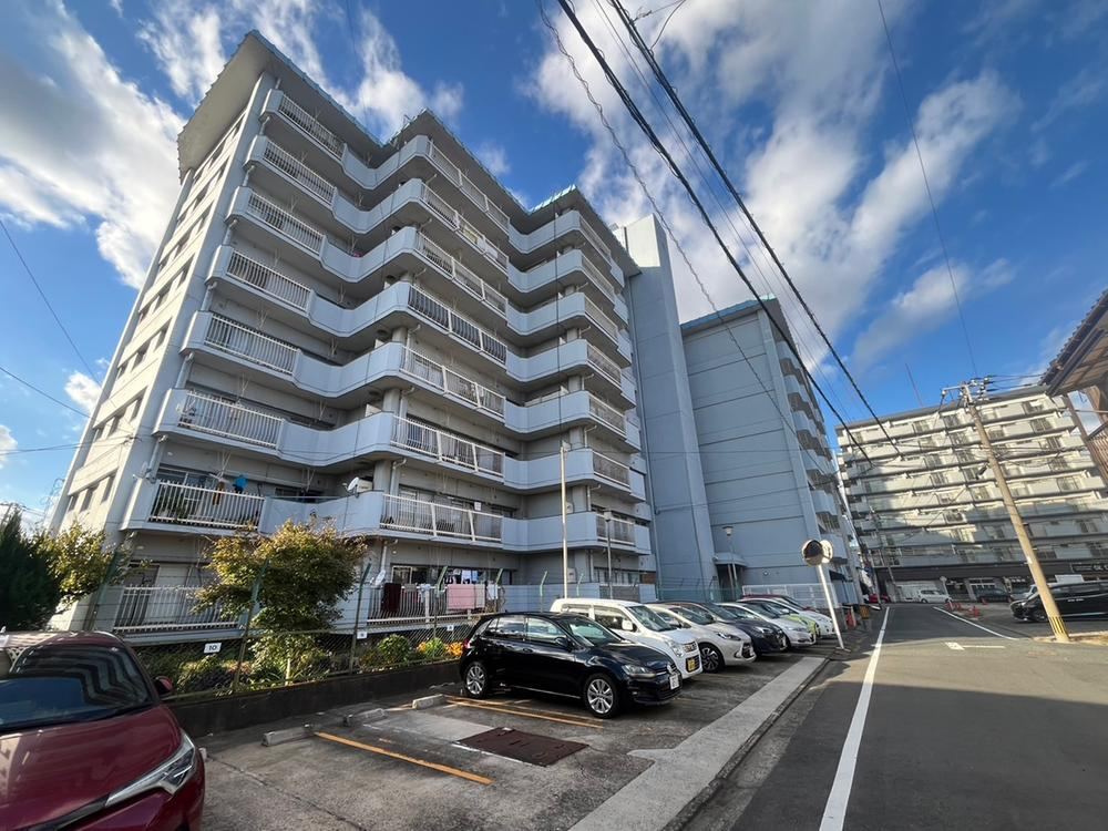 3LDK apartment in Kokurakita Ward, Kitakyushu, Fukuoka - Photo 1
