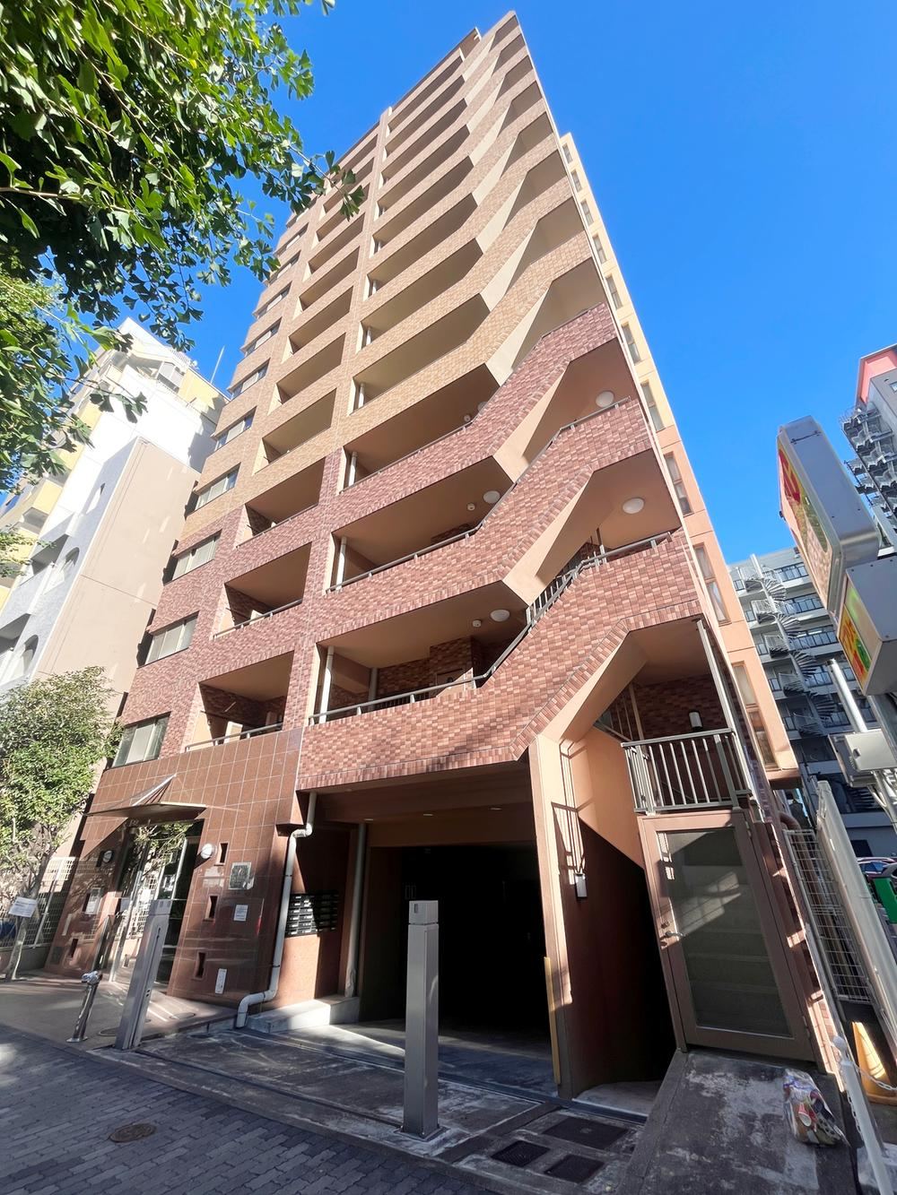 3LDK apartment in Naka Ward, Nagoya, Aichi - Photo 1