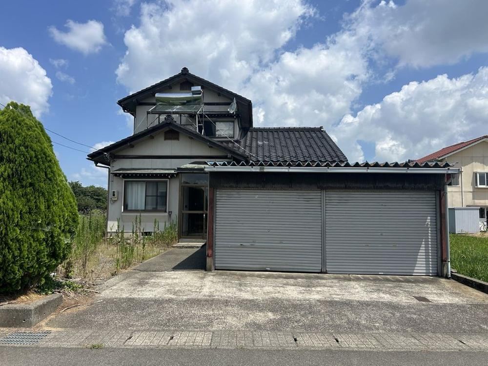 4LDK house in Sabae, Fukui - Photo 1
