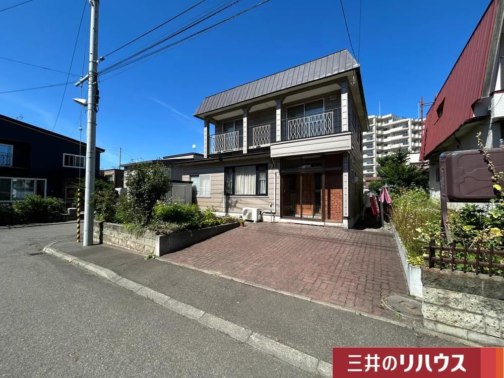 170 m² land in Nishi Ward, Sapporo, Hokkaido - Photo 1