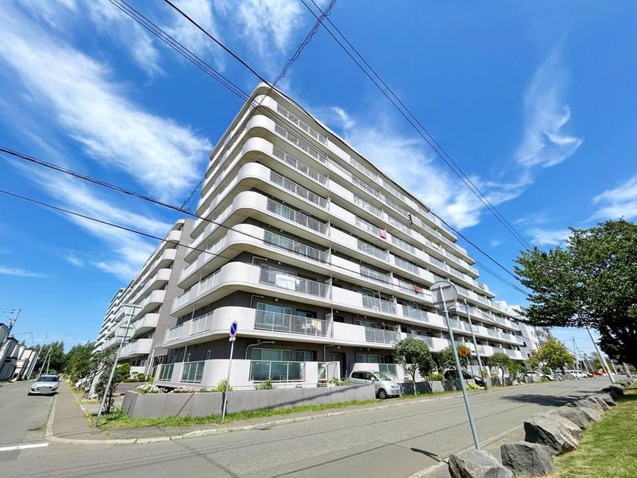 3LDK apartment in Teine Ward, Sapporo, Hokkaido - Photo 1