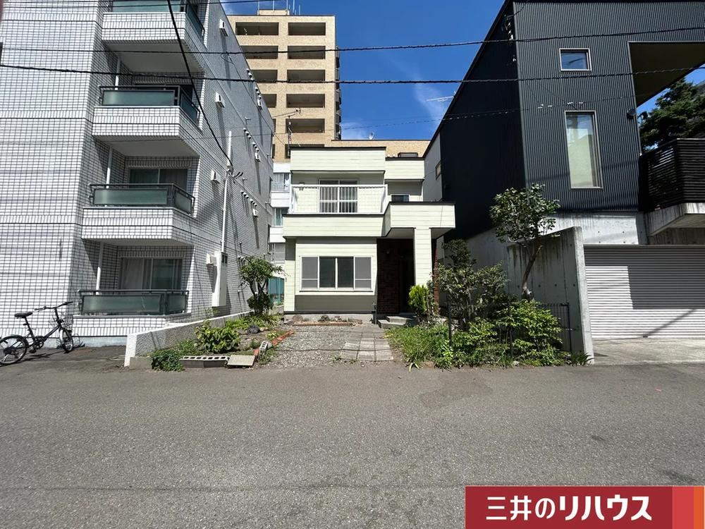 132 m² land in Chuo Ward, Sapporo, Hokkaido - Photo 1