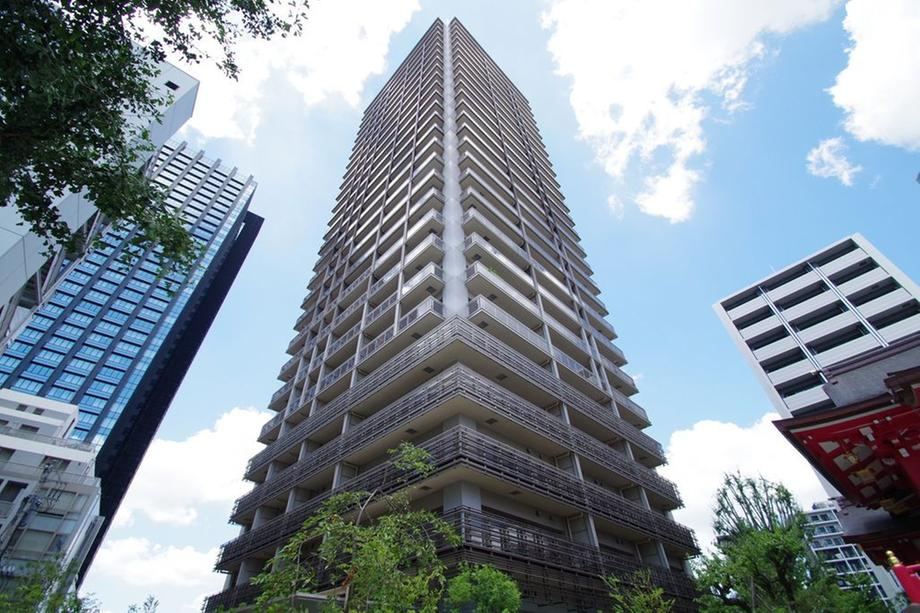 2LDK apartment in Shinjuku Ward, Tokyo - Photo 1