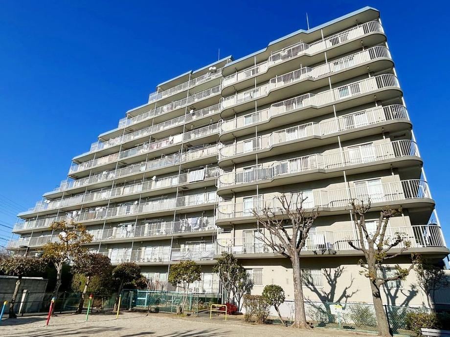 3DK apartment in Koshigaya, Saitama - Photo 1