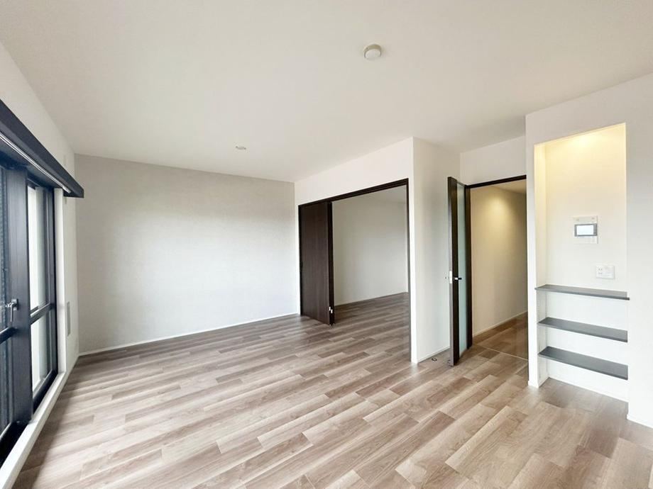 4LDK apartment in Nishinomiya, Hyogo - Photo 1