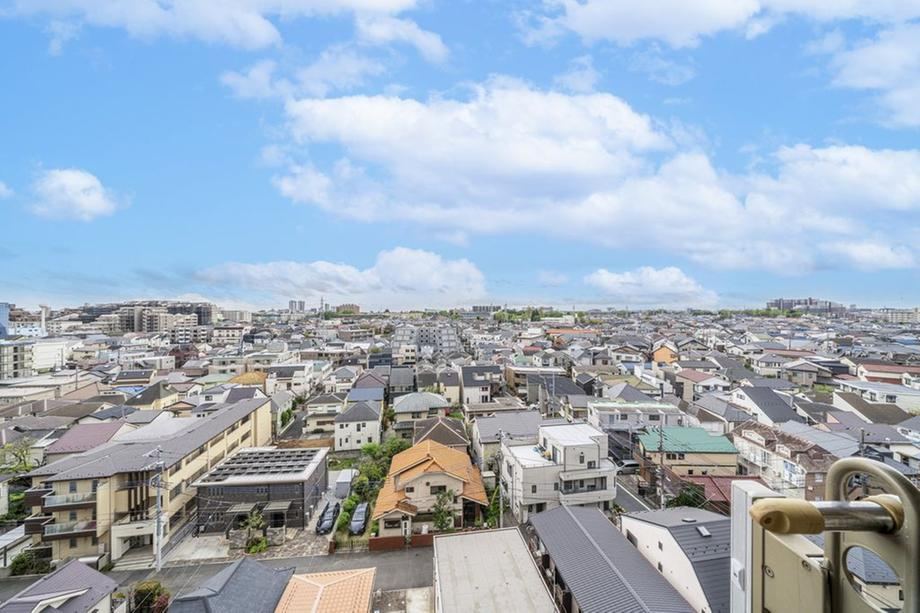 3LDK apartment in Nishitokyo, Tokyo - Photo 1