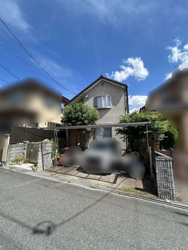 4LDK house in Toyonaka, Osaka - Photo 1