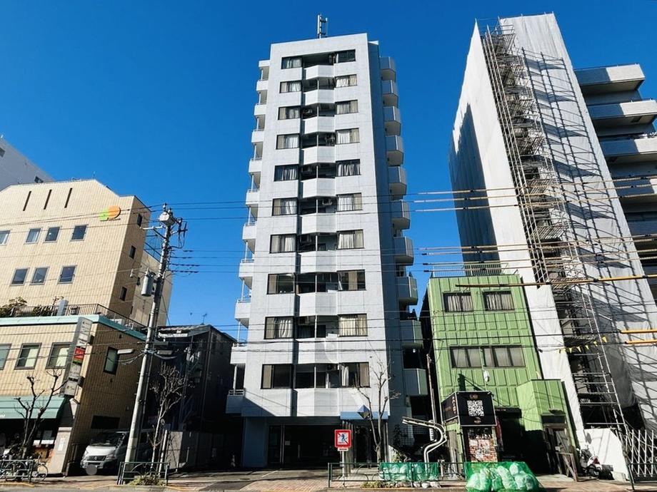 2LDK apartment in Sumida Ward, Tokyo - Photo 1