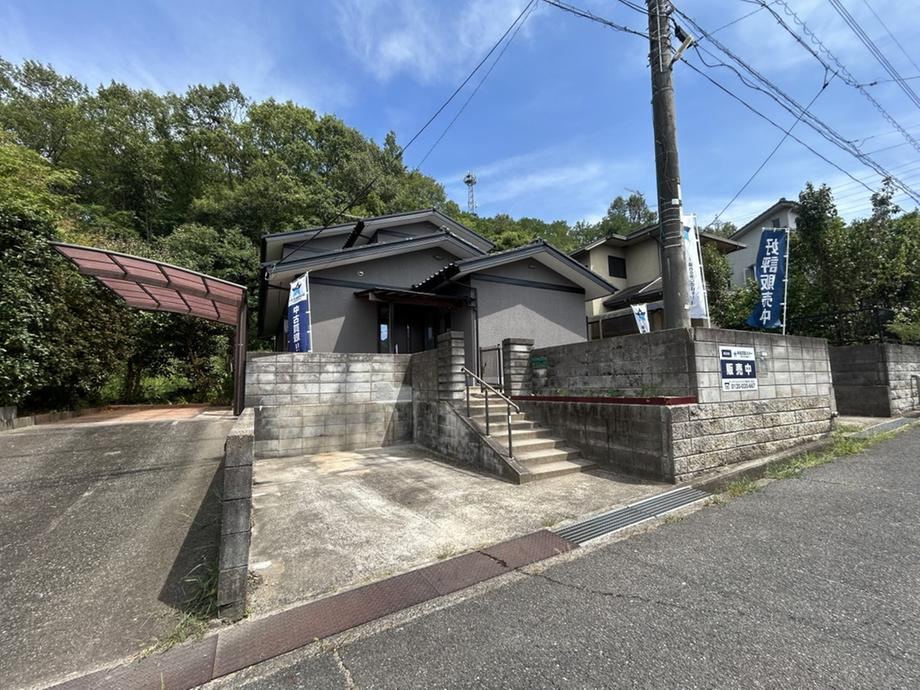 5LDK+S house in Asakuchi, Okayama - Photo 1