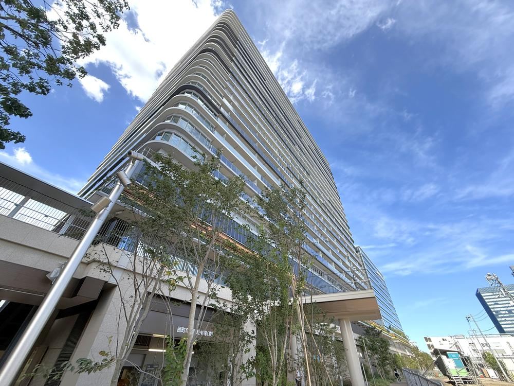 3LDK apartment in Nakano Ward, Tokyo - Photo 1